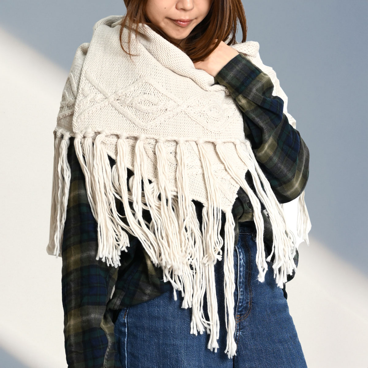 marai（マーライ） マフラー レディース 個性際立つ。片フリンジニット