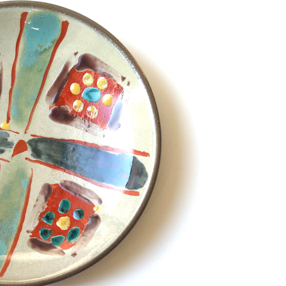 やちむん 民藝 読谷山焼 山田真萬7寸皿 中皿 赤絵2 : おまめ - 通販