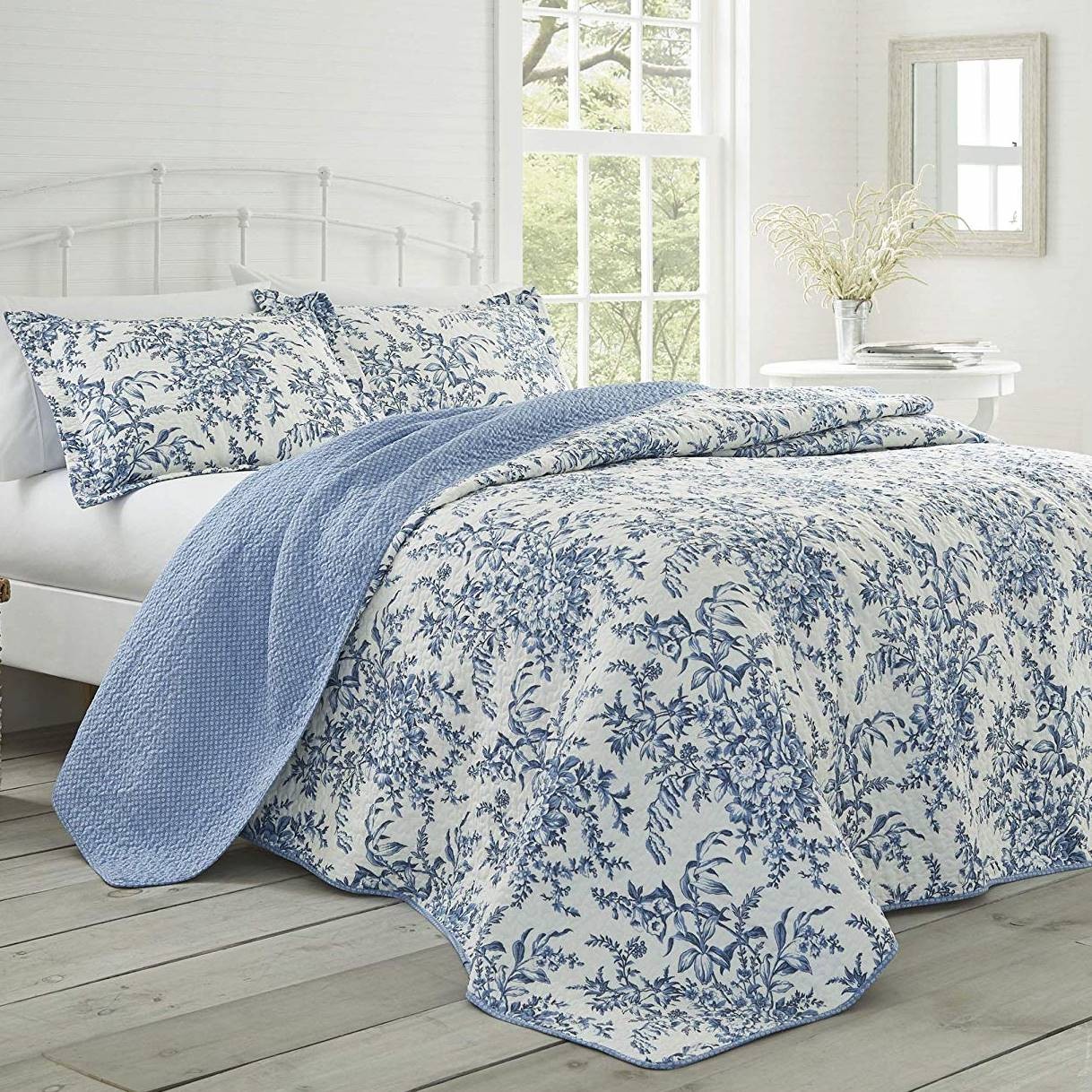 LAURA ASHLEY（ローラアシュレイ） ベッドカバー ピロカバー 3点セット