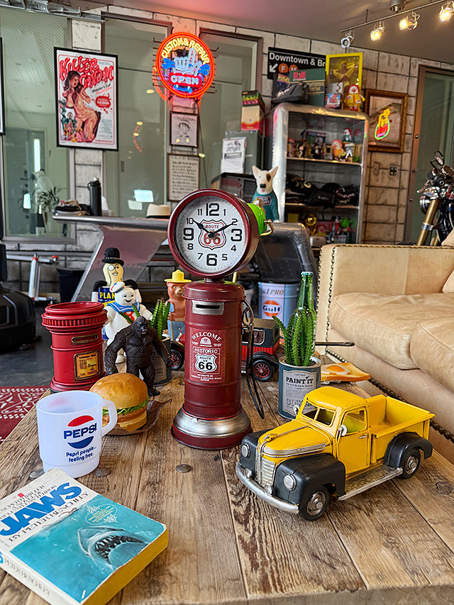 ルート66 ガスポンプ バンク＆クロック ブリキオブジェ 貯金箱