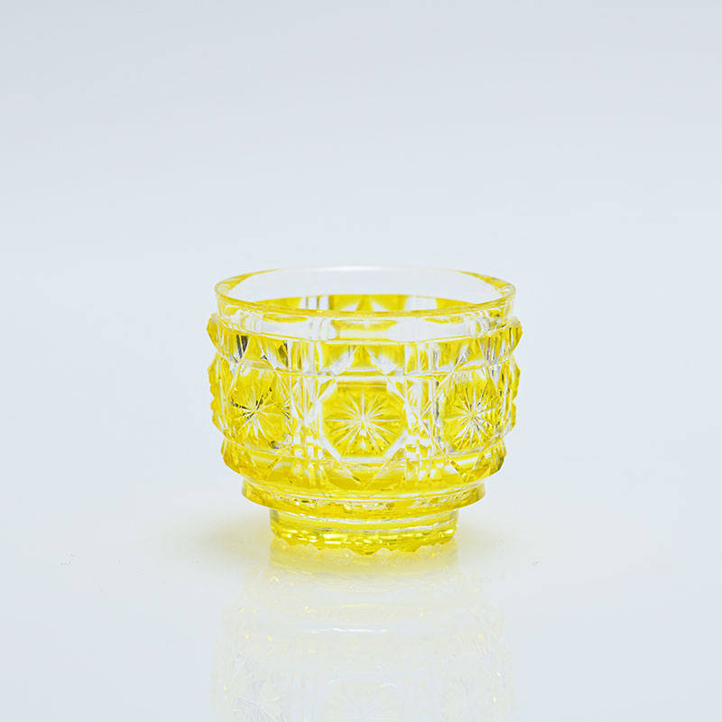 薩摩切子 猪口 大 cut18 黄 おちょこ お猪口 復元 鹿児島 島津薩摩切子