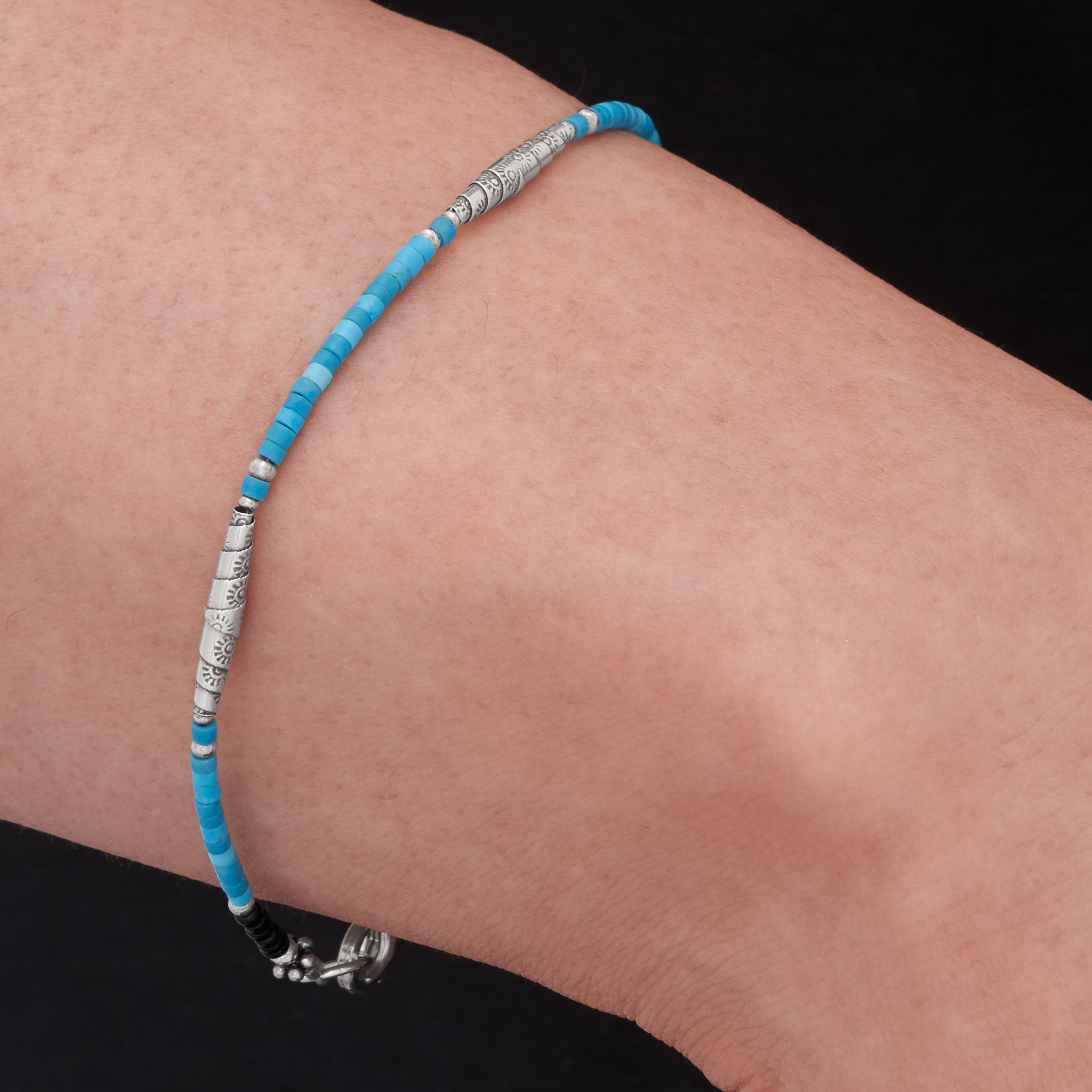 カレン 族 シルバー 天然無染色 ターコイズ ビーズ ブレスレット