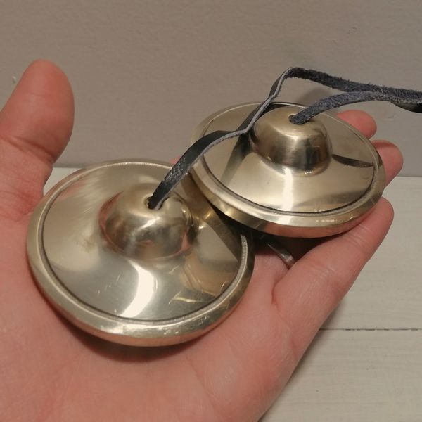 ティンシャ ネパール フィンガーシンバル 民族楽器 瞑想 ヨガ チベタン