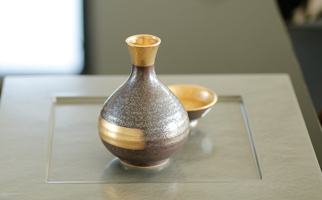 金刷毛 徳利 (2合) 320ml 波佐見焼 // 和食器 食器 酒器 とっくり 冷酒