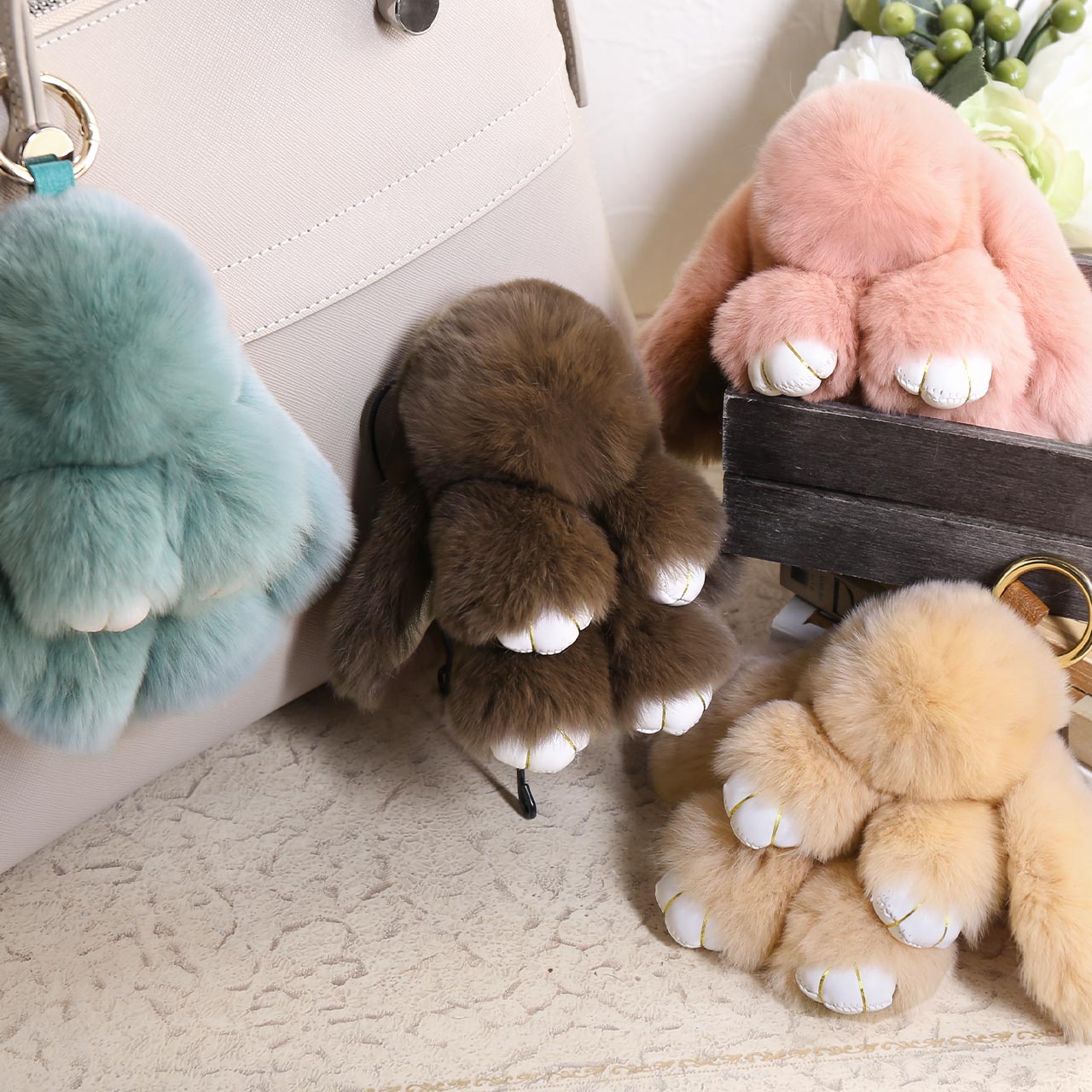 sankyo shokai（三京商会） [10%offクーポン]うさぎ ファー チャーム