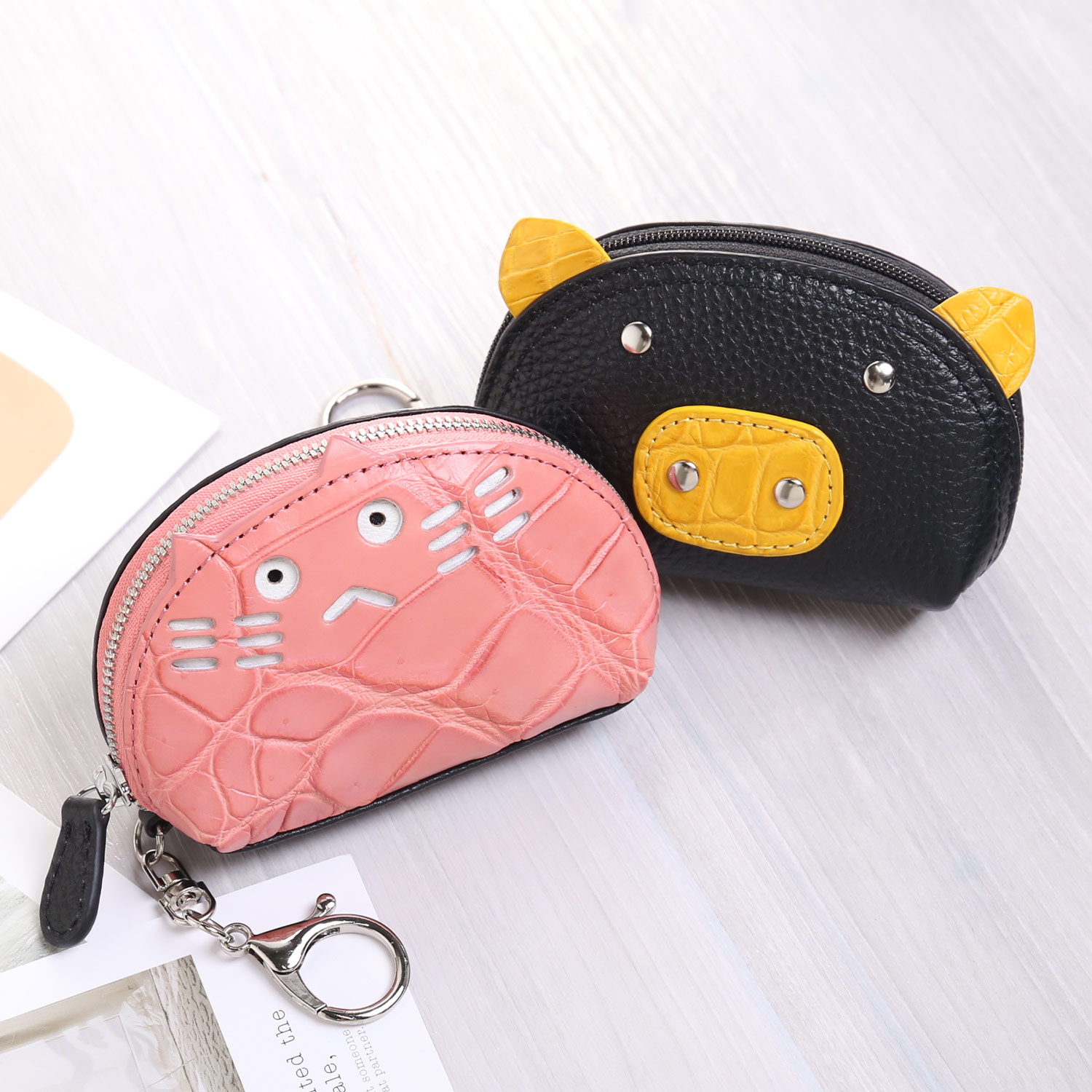 sankyo shokai（三京商会） ポーチ ミニポーチ レザーポーチ 革 猫 豚