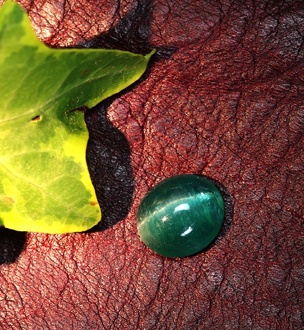 アパタイトキャッツアイ 3.254カラット ルース loose カボッション