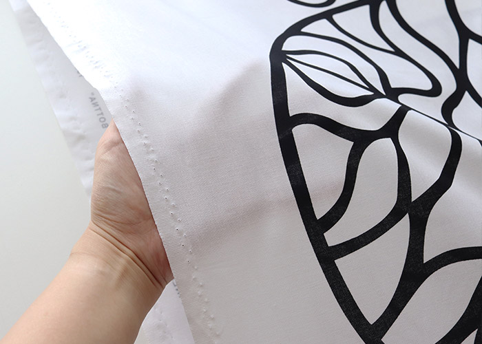 marimekko（マリメッコ） 生地 Bottna ボットナ ホワイト×ブラック
