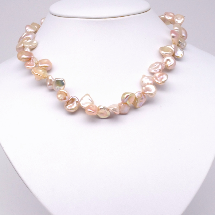 淡水バロックパールネックレス 変形 真珠 ピンク系 オレンジ系 淡い