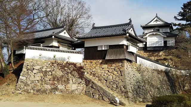 備中松山城｜現存天守12城、日本三大山城｜城トリップ