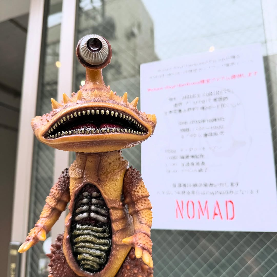 2G」新作として、Izumonster氏の「なまなり人魚」が陶器になって新登場