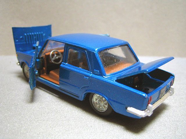 ミニカー MERCURY FIAT - 125 BERLINE Mercury art 25 Fiat 125 Very Near Mint/Boxed – JK DIE-CAST MODELS