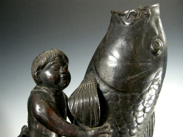 アンチモニ製 鯉の滝登りと童子 – smileantiques