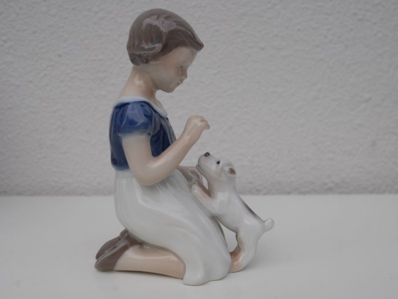 ROYALCOPENHAGEN 少女と犬 フィギュリン 犬 共箱 ロイヤル