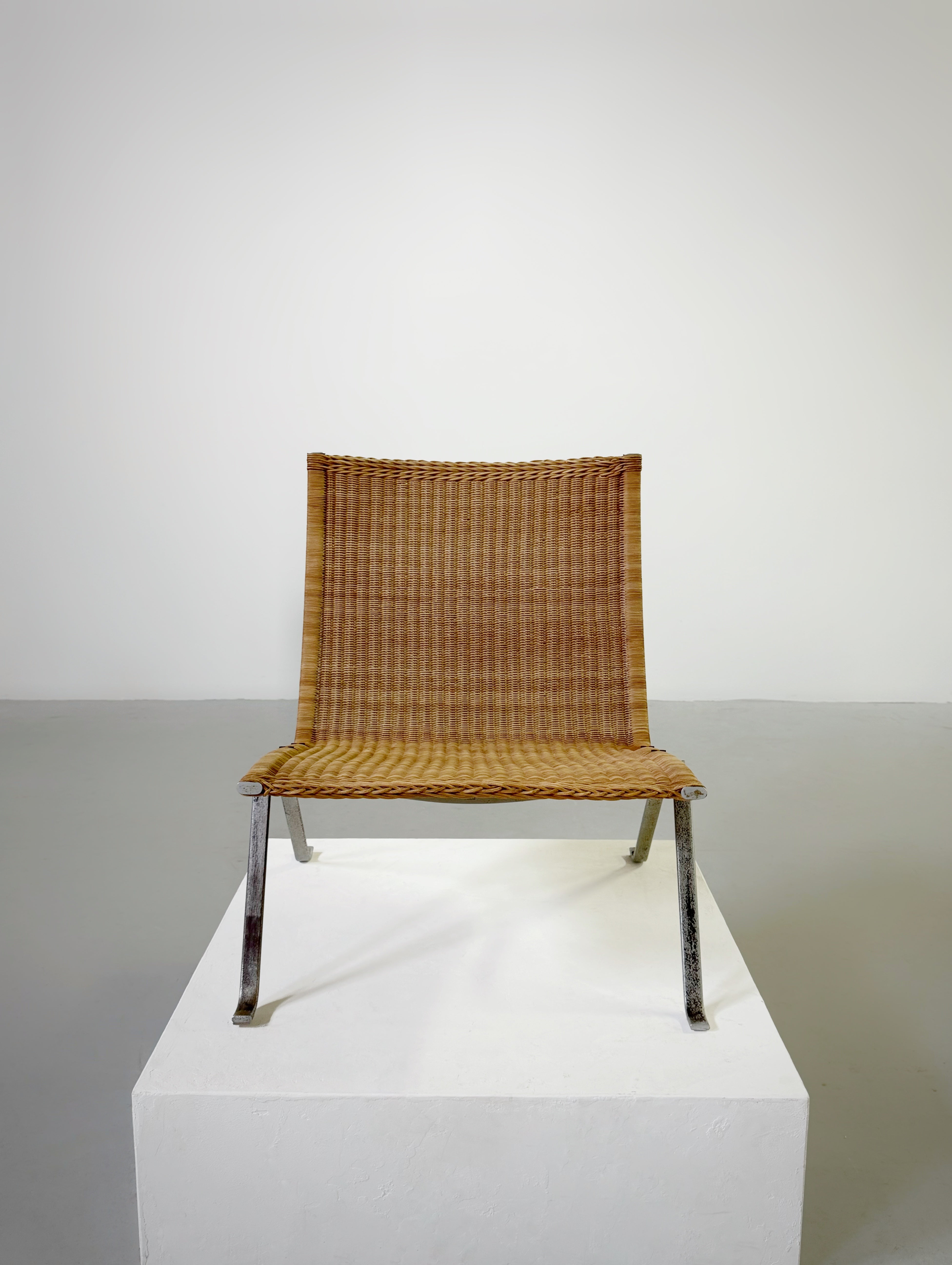 PK 22 by Poul Kjærholm for E. Kold Christensen, Denmark