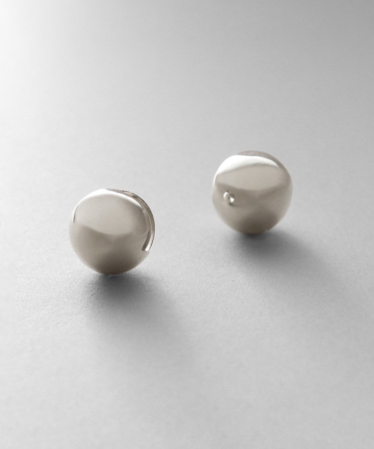 シルバー ハギーピアス ボールS GP（ピアス） | COCOSHNIK ONKITSCH