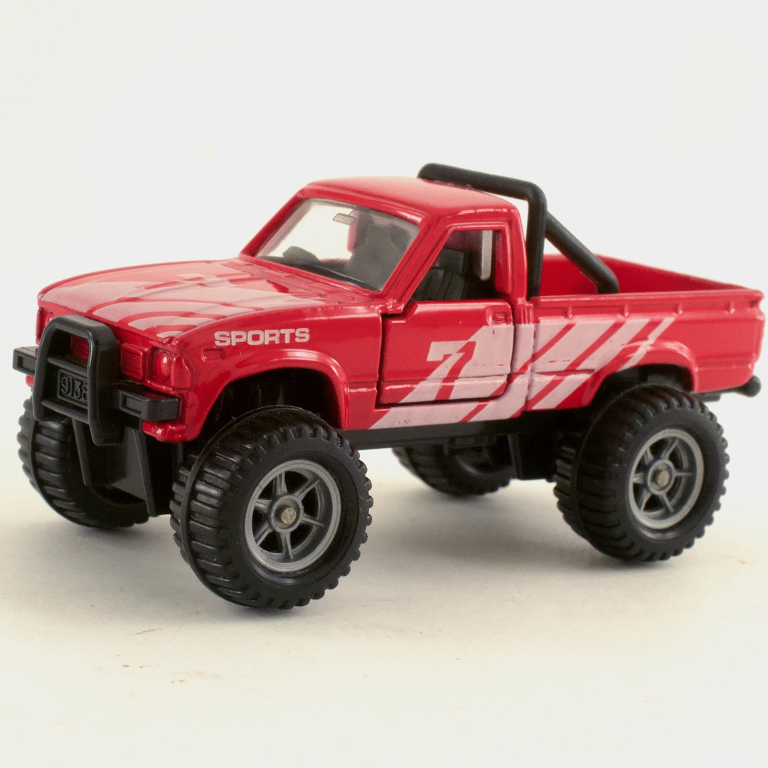 トミカ トヨタ（TOYOTA） ハイラックス 4WD - いずみ洋行のストア