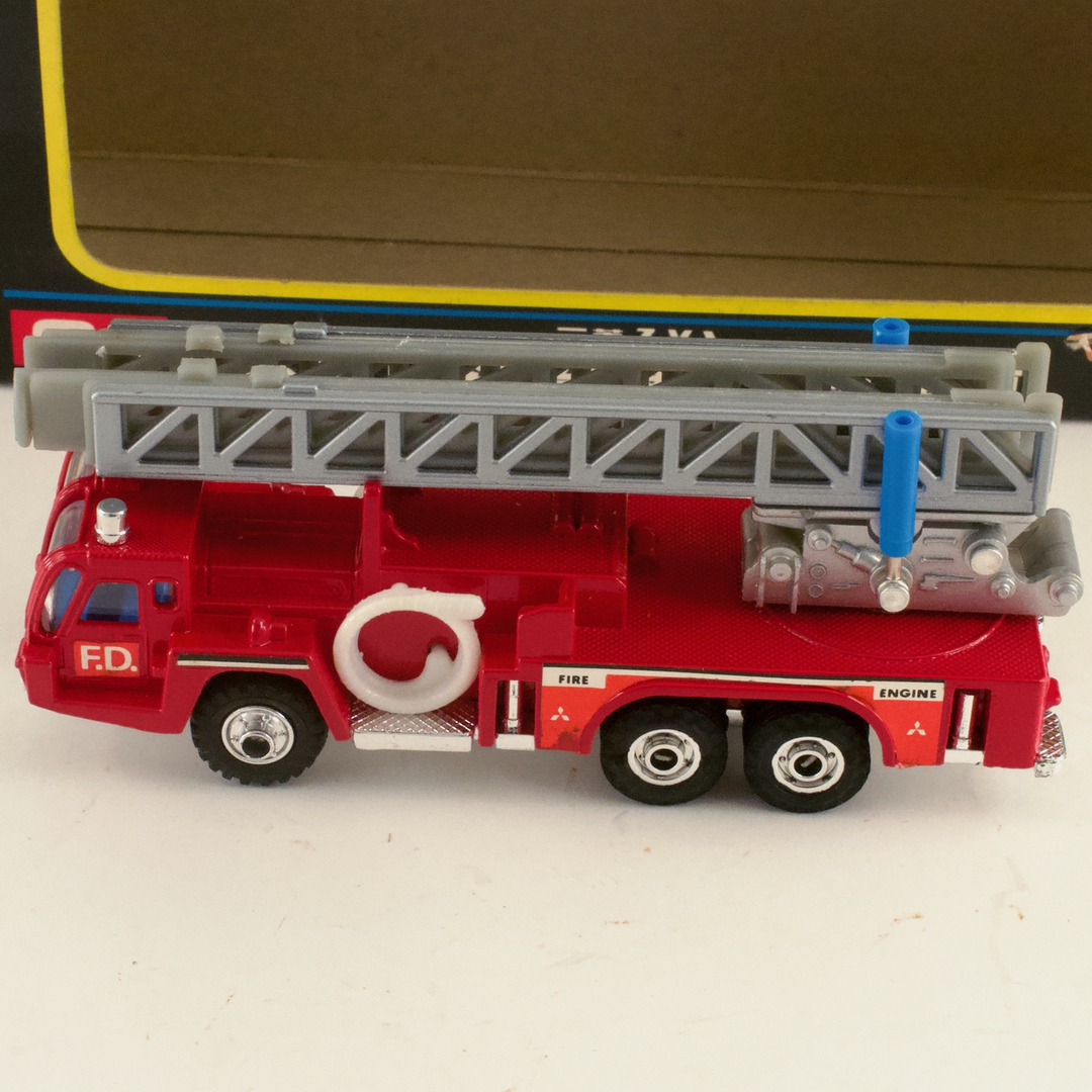 シンセイ ミニパワー 三菱ふそう（FUSO） K201（改）型 はしご消防車 1