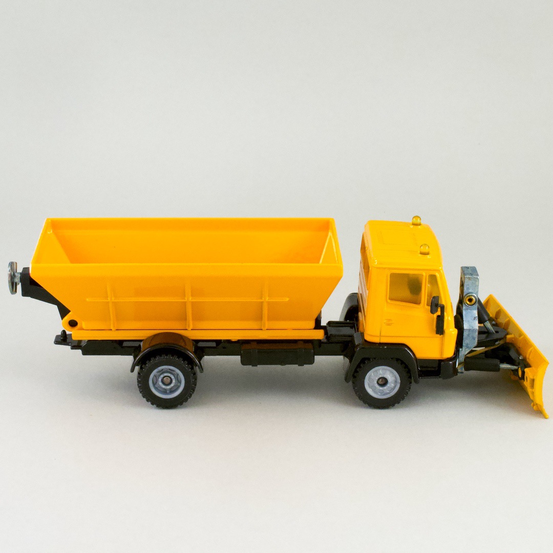 ドイツ ジク（siku） メルセデス 除雪車 Mercedes snow plough No.2527