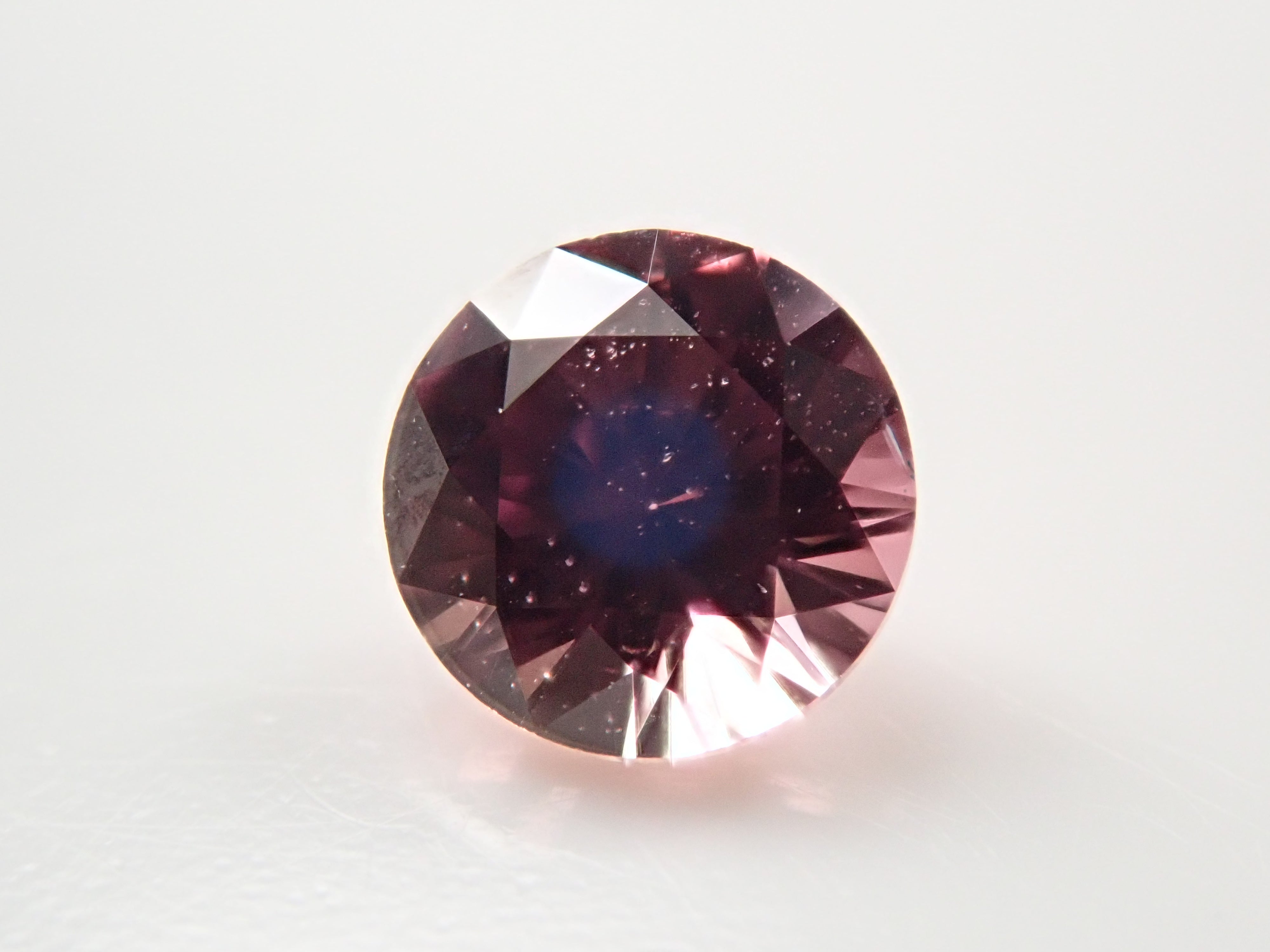 スリランカ産ピンクサファイア 0.326ctルース