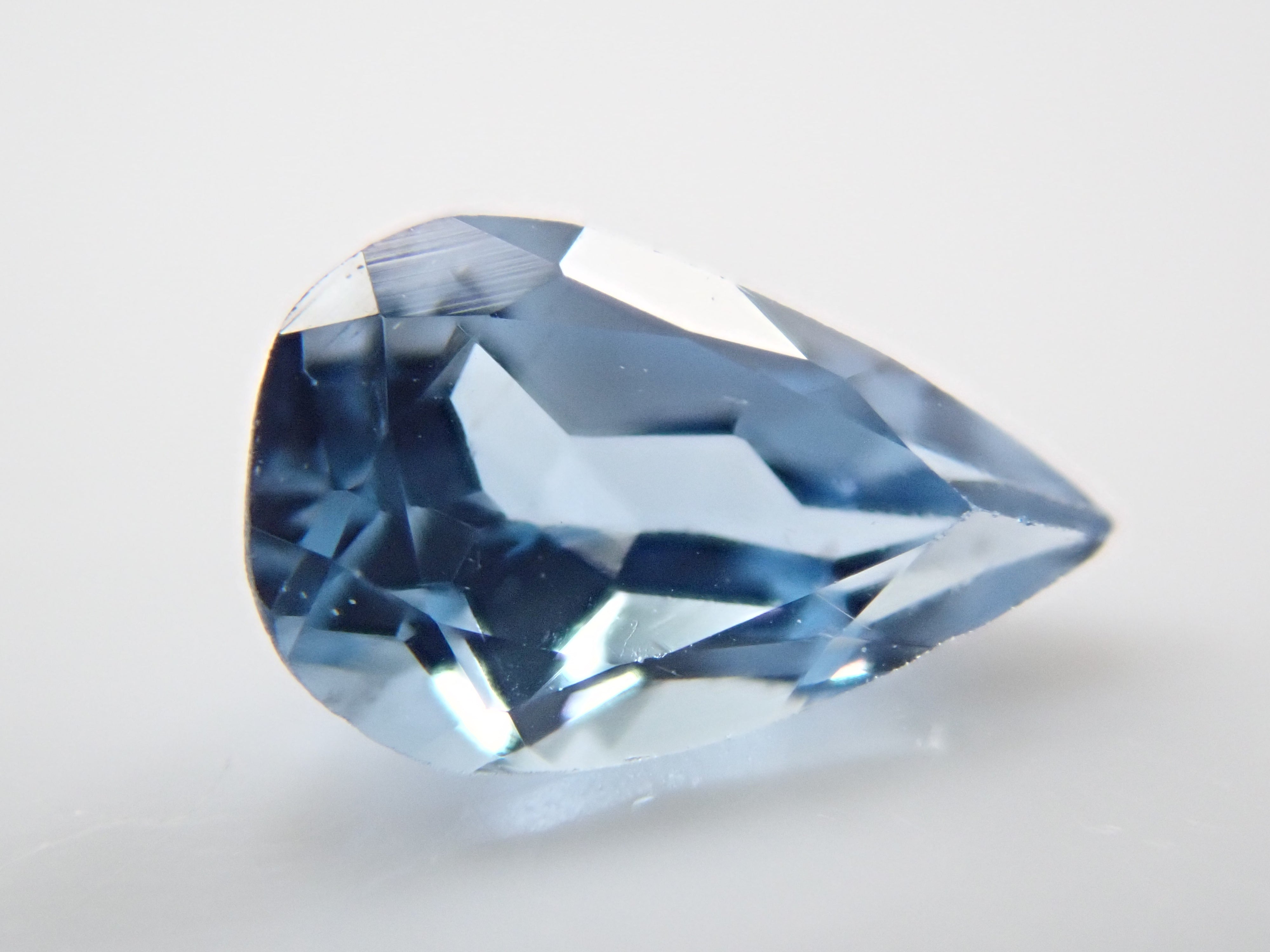 サンタマリアアクアマリン 0.189ctルース