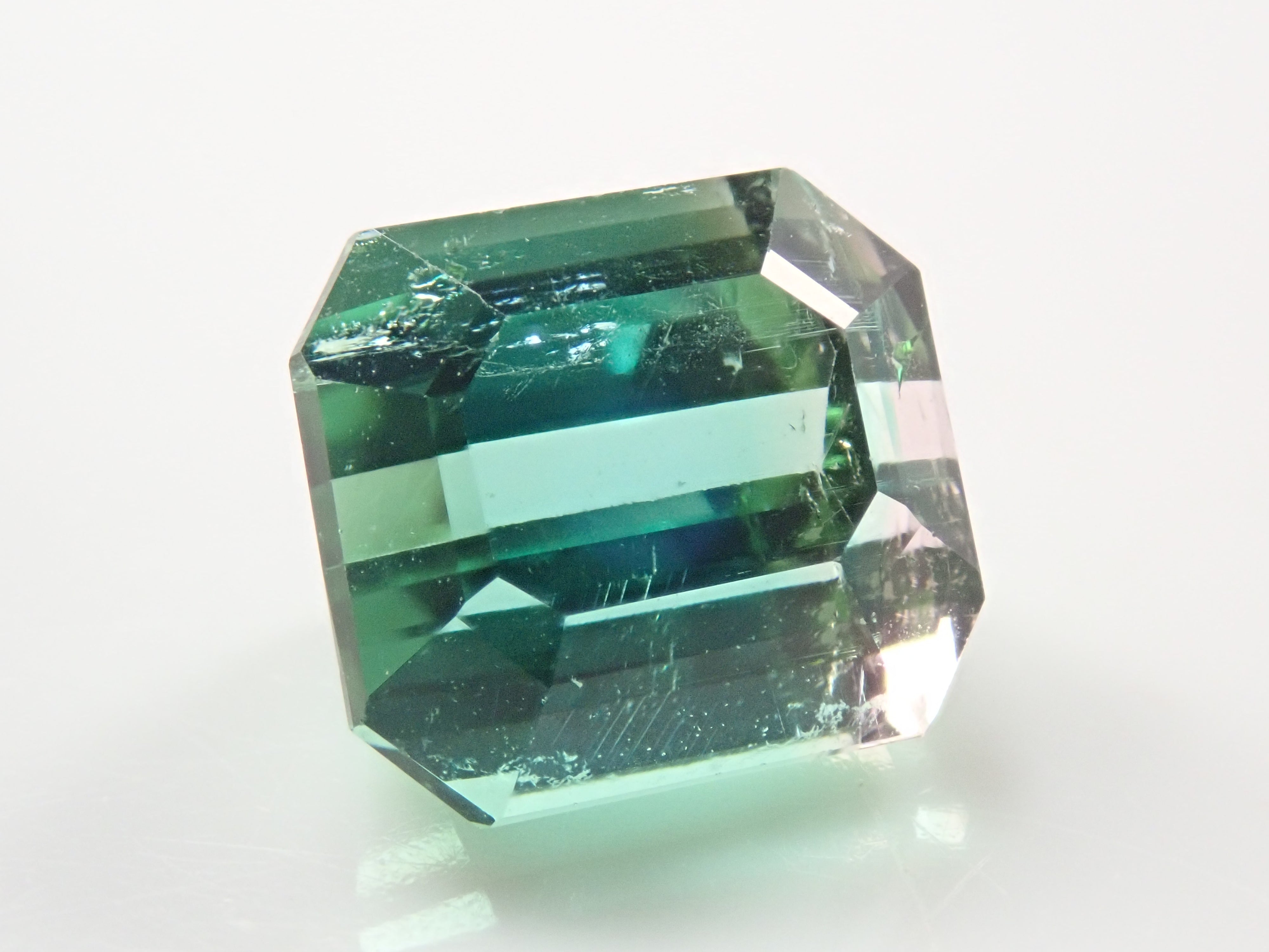 アフガニスタン産バイカラートルマリン 2.664ctルース（シーフォーム