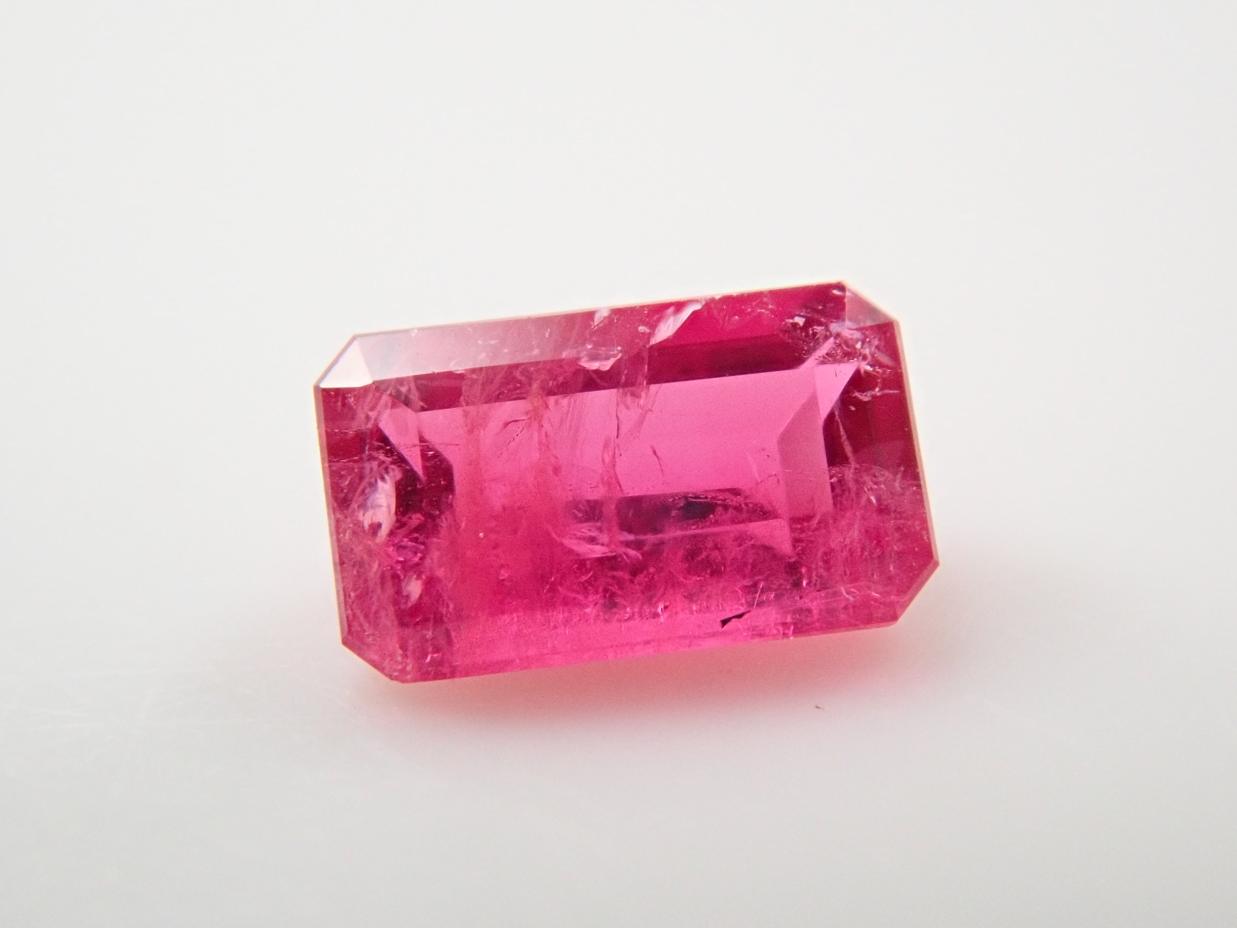 アメリカ産レッドベリル 0.080ctルース