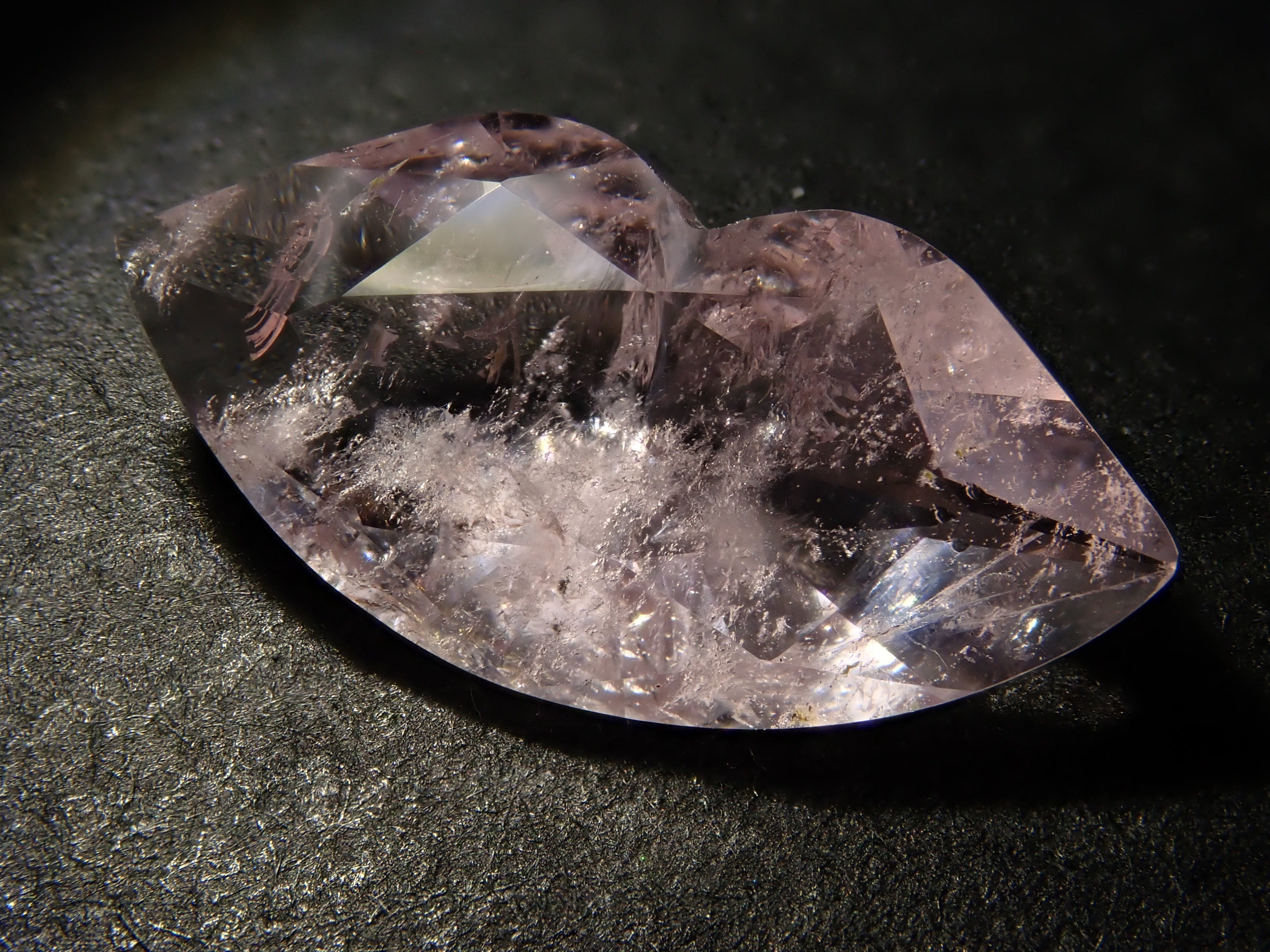 モルガナイト 2.059ctルース