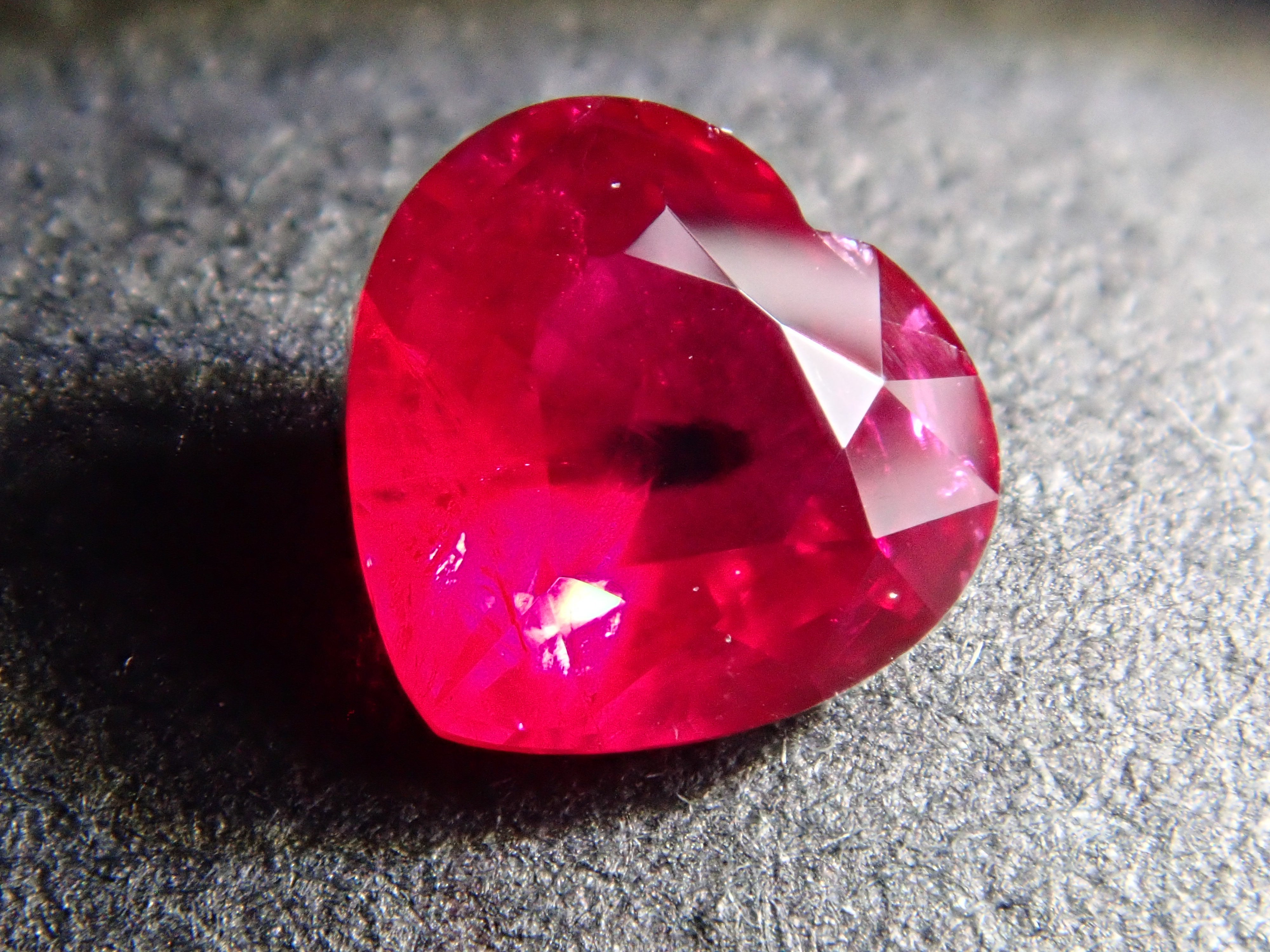 ミャンマー産非加熱ルビー 0.433ctルース 日独鑑