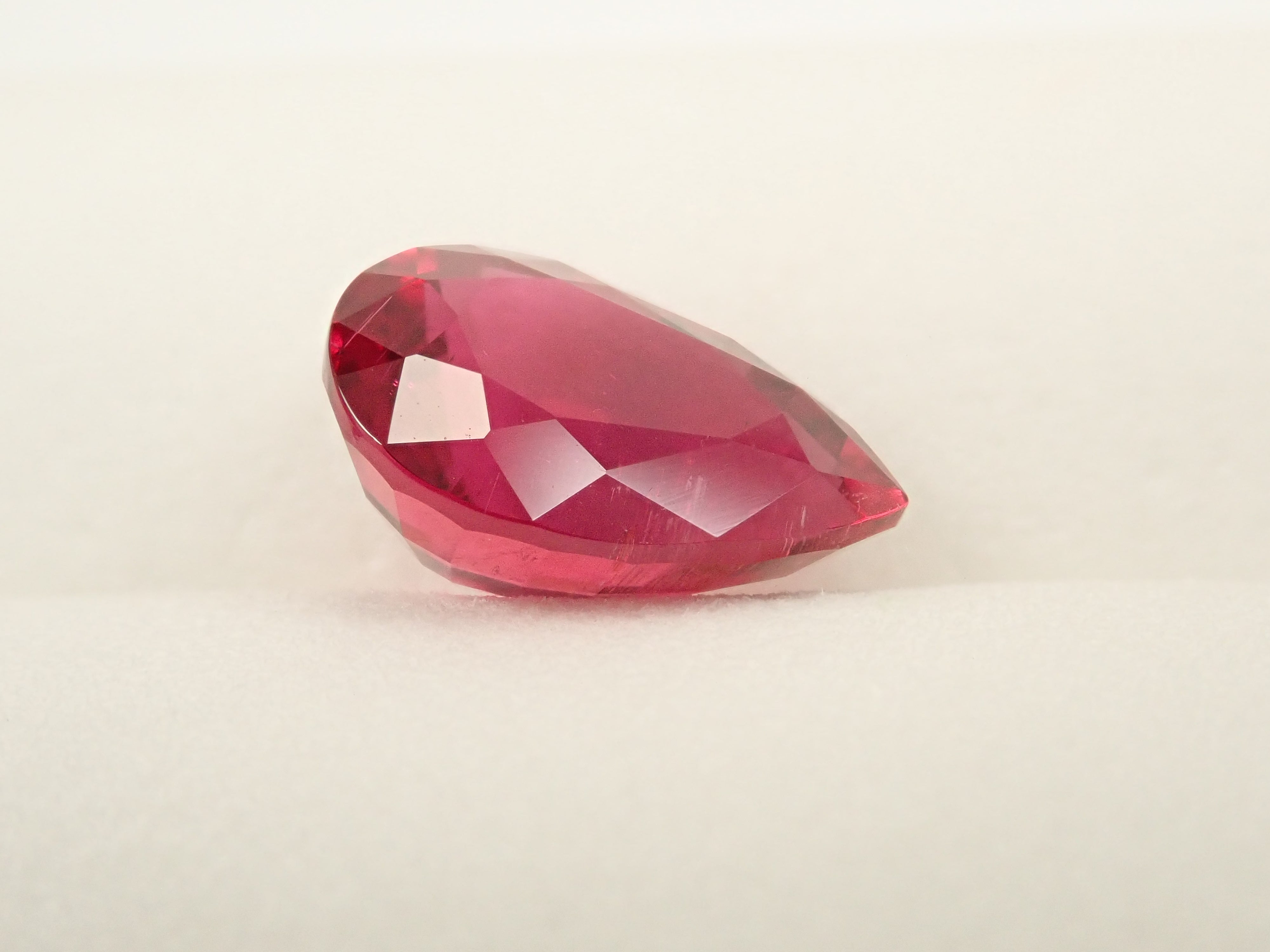 ブラジル産ルベライト 4.078ctルース