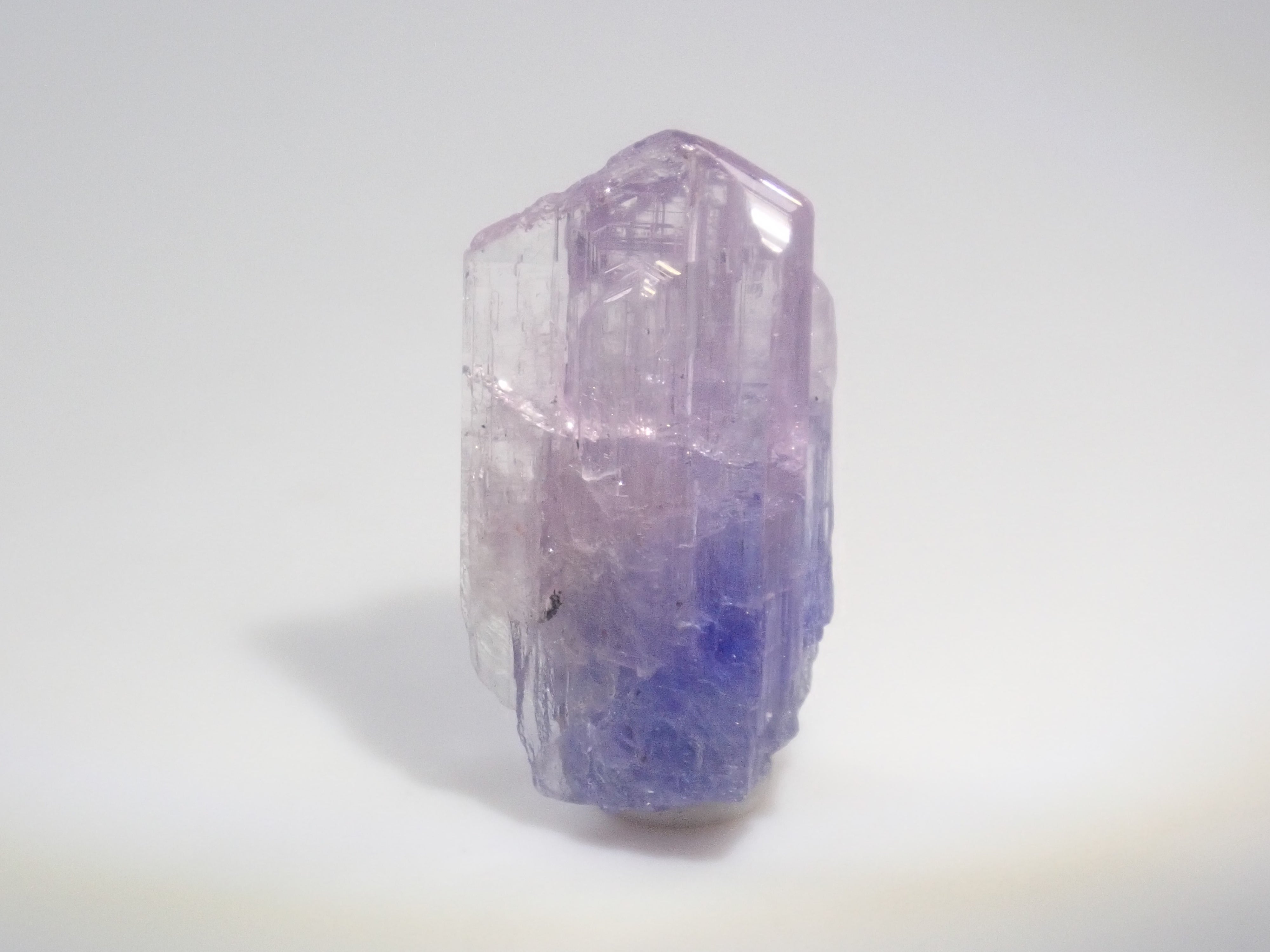 バイカラーピンクタンザナイト原石含むタンザナイト原石ガチャ《複数