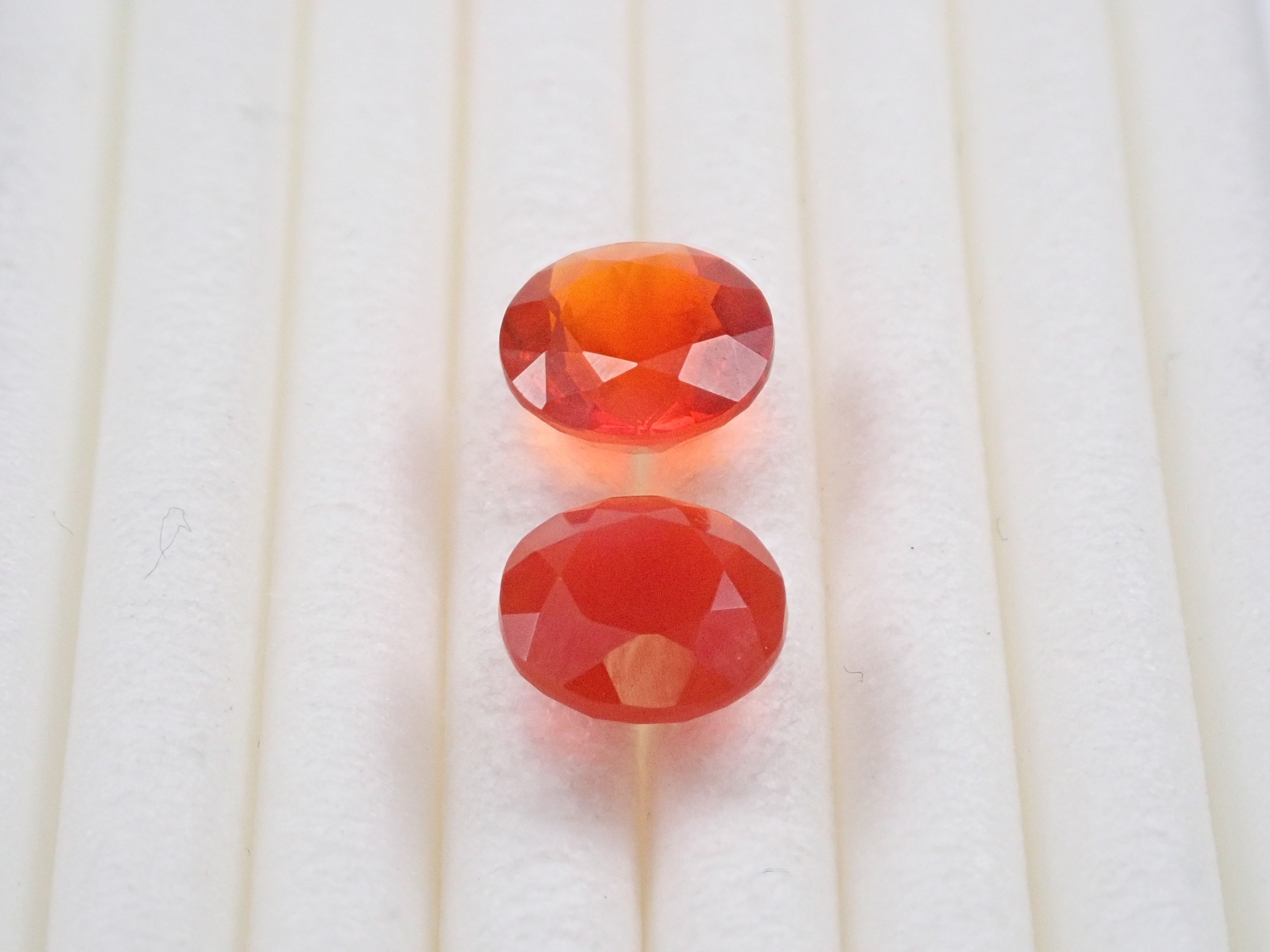 メキシコ産ファイアオパール2石セット 1.440ctルース