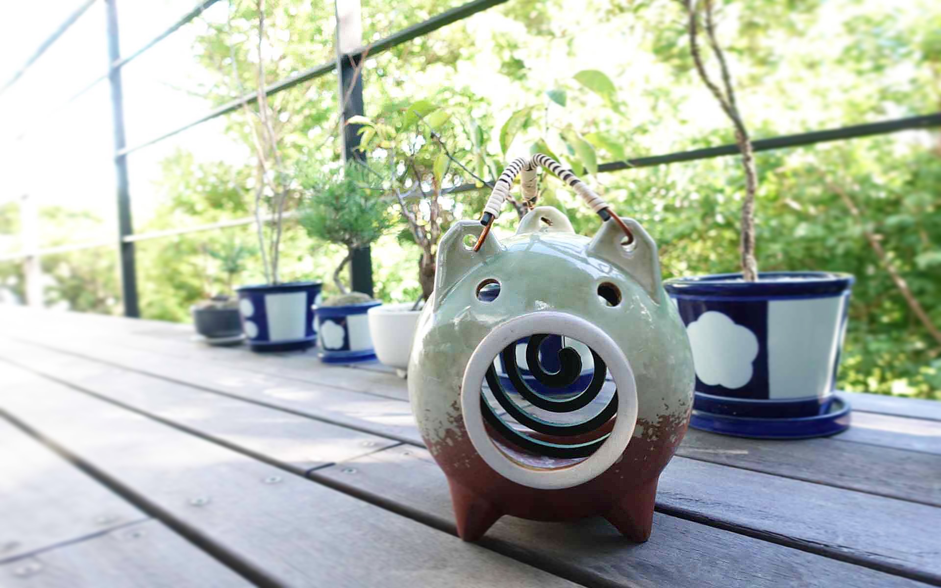 蚊取り線香の器は、なぜ「豚」なのか | 中川政七商店の読みもの