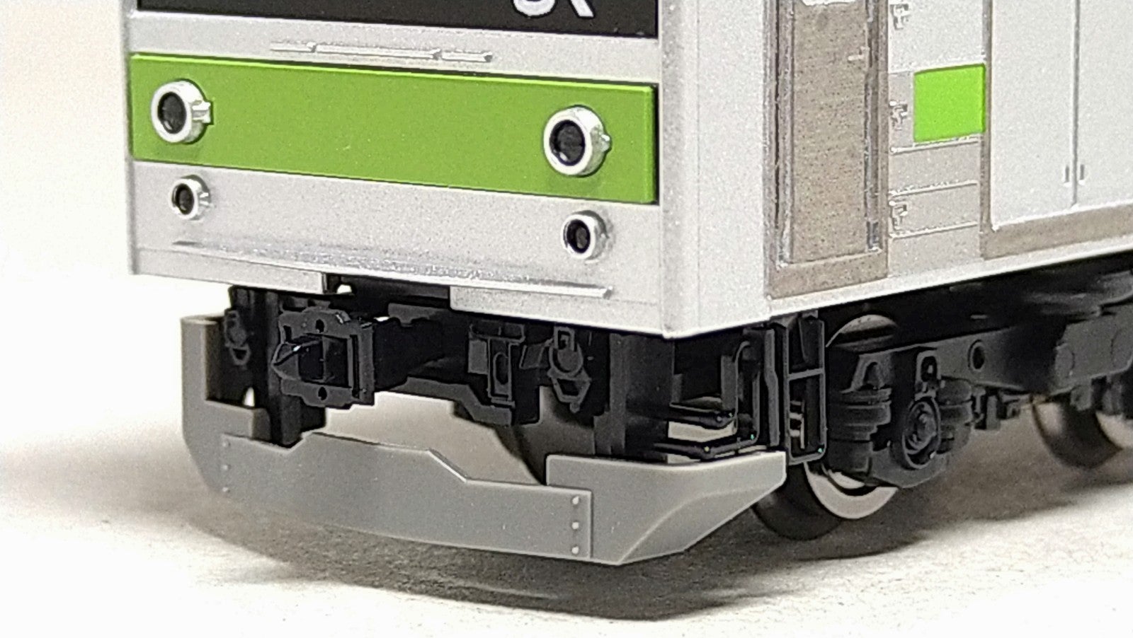 素晴らしい出来栄え！ TOMIX 205系山手線 入線 | 模型工房K-702