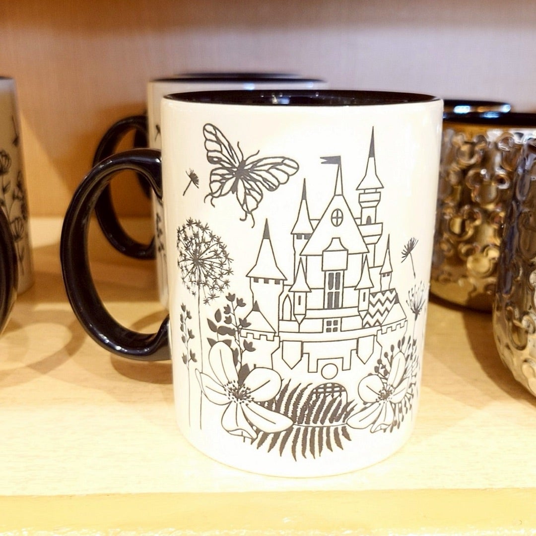 ボタニカルデザイン！東京ディズニーリゾート シンデレラ城マグカップ