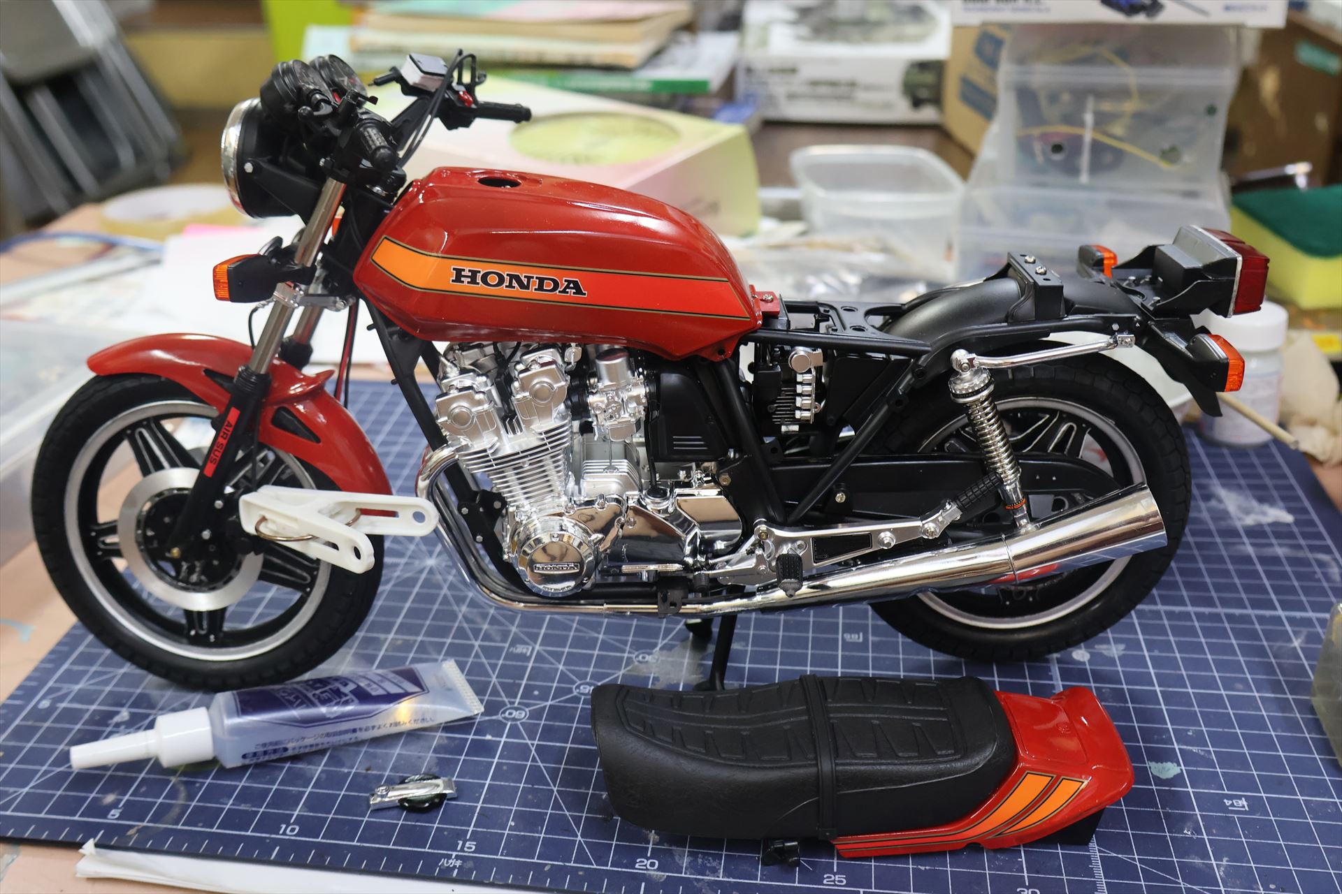 2025/9/21(日) タミヤ1/6ホンダCB750Fの製作記スーパーイタリアン