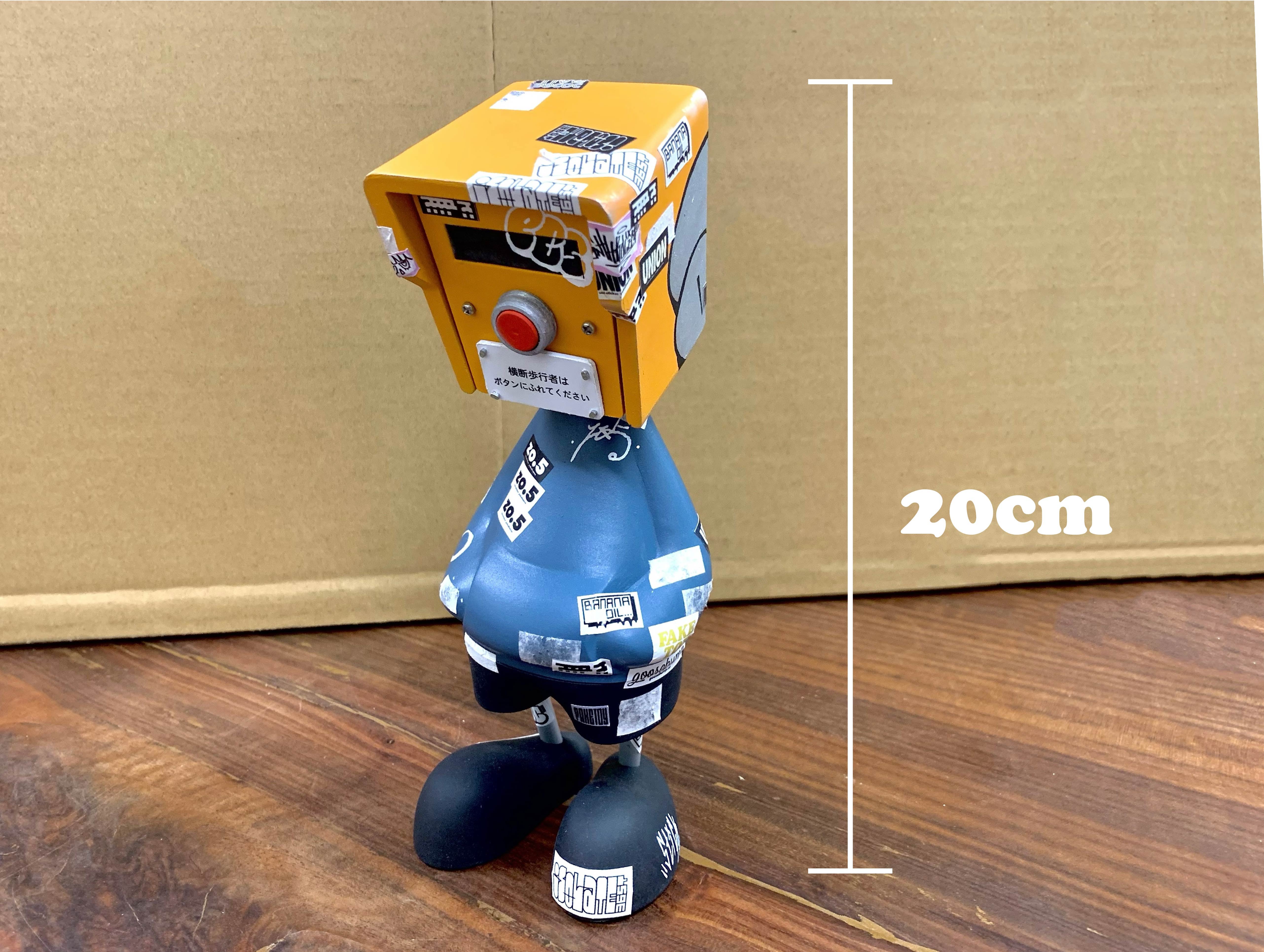 新進気鋭の新人作家が手掛けるオリジナルフィギュア。完全受注生産を