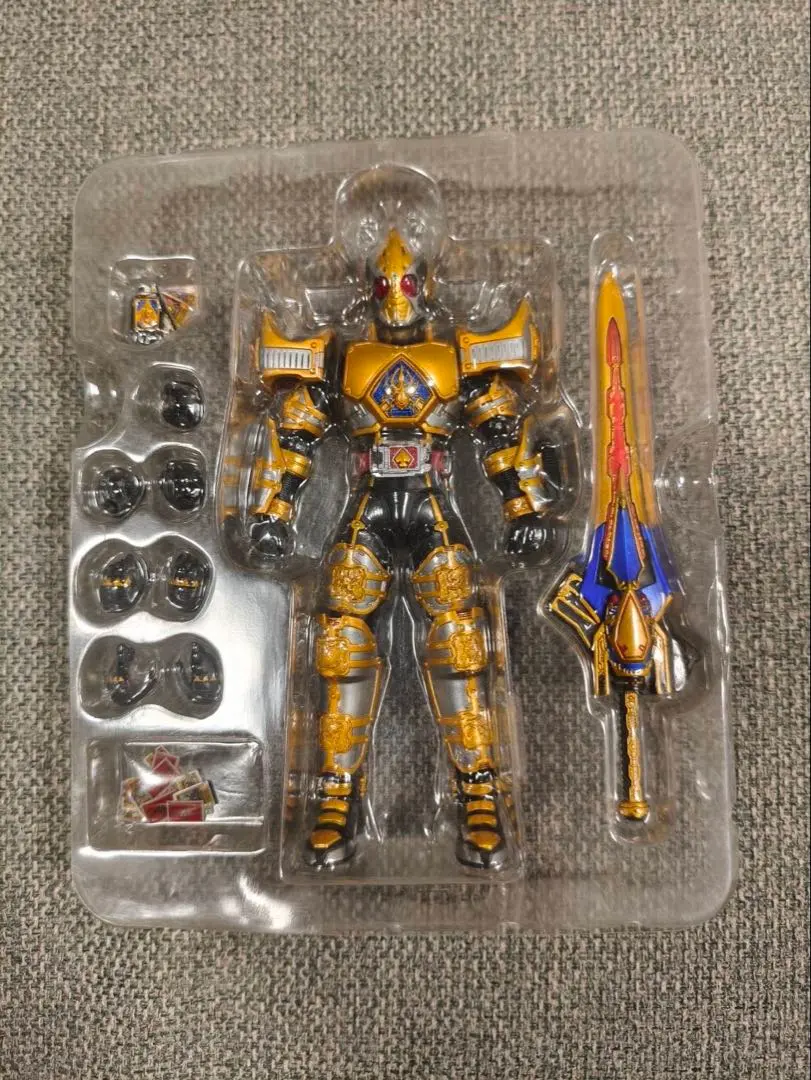 2026年最新】S.H.Figuarts 仮面ライダーブレイド キングフォームの人気