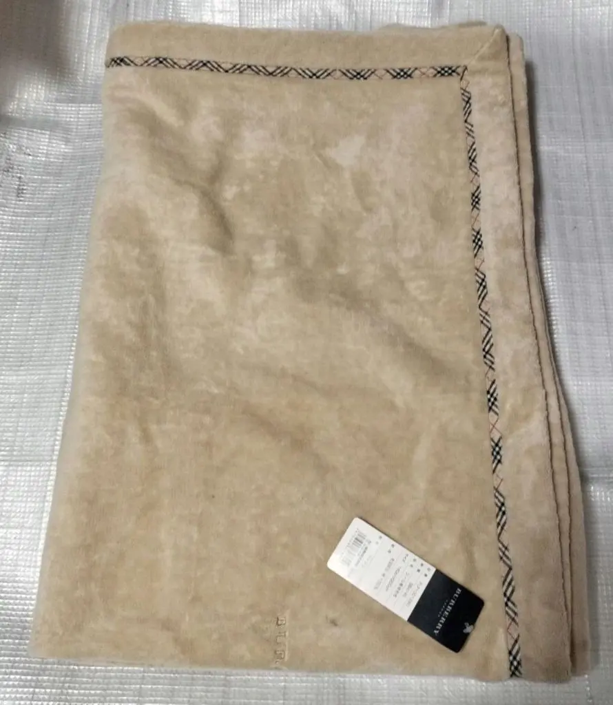 2026年最新】バーバリー綿毛布の人気アイテム - メルカリ