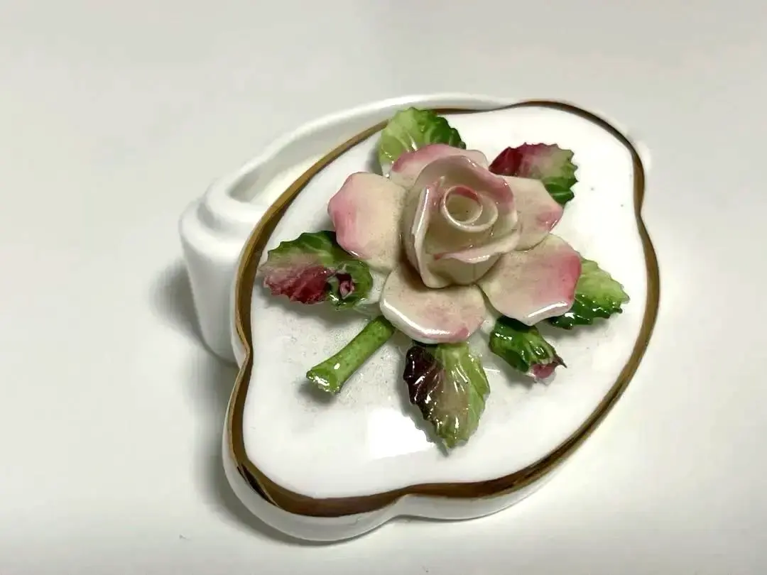 2026年最新】陶花 ロイヤルドルトンの人気アイテム - メルカリ