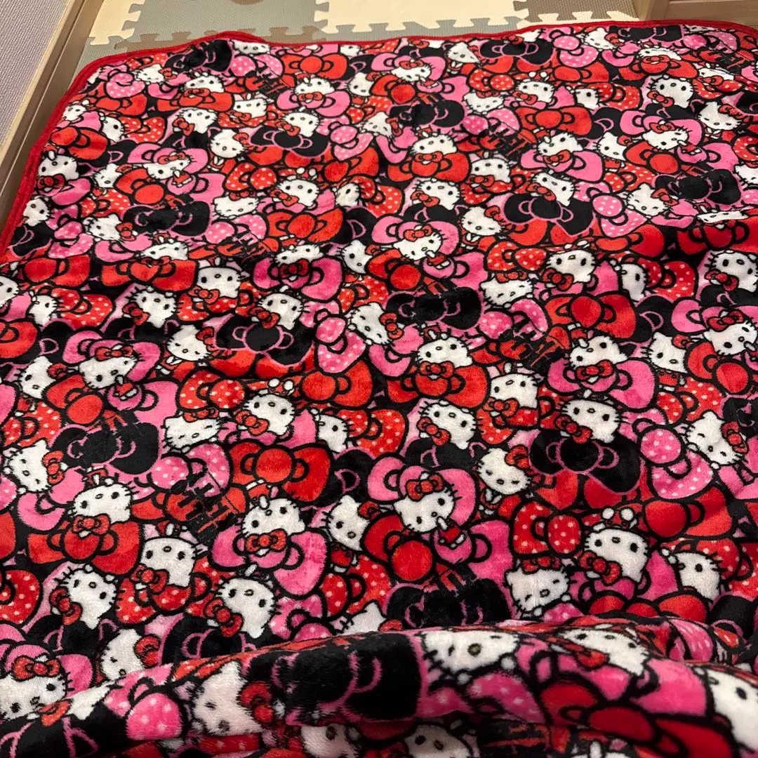 2026年最新】ハローキティ冷感敷きパッドの人気アイテム - メルカリ