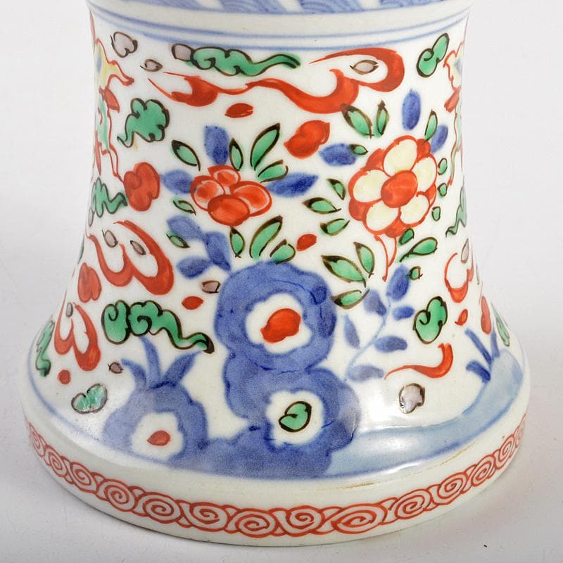 中国 大明萬暦年製款 赤絵 雲龍花文 双魚耳瓶 時代箱付 M R7343 - メルカリ