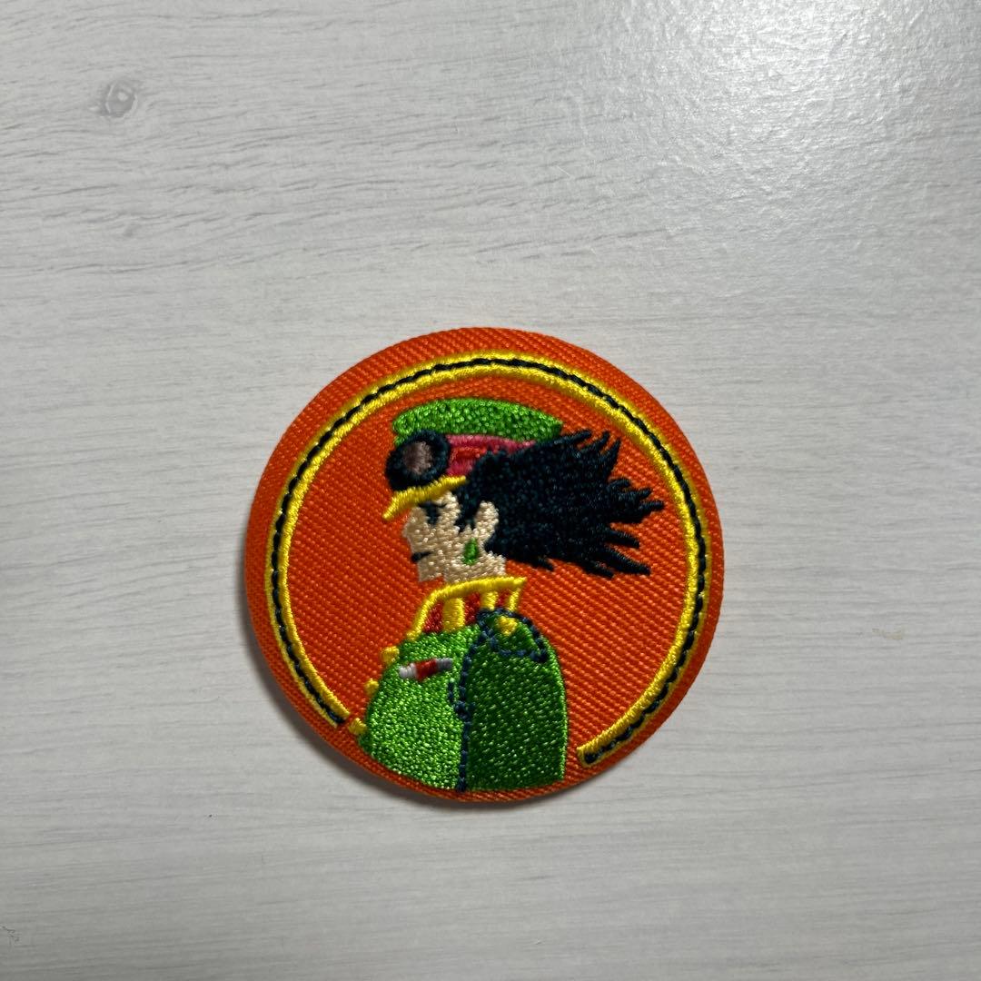 ジブリ 刺繍缶バッジ ハウルの動く城 - メルカリ