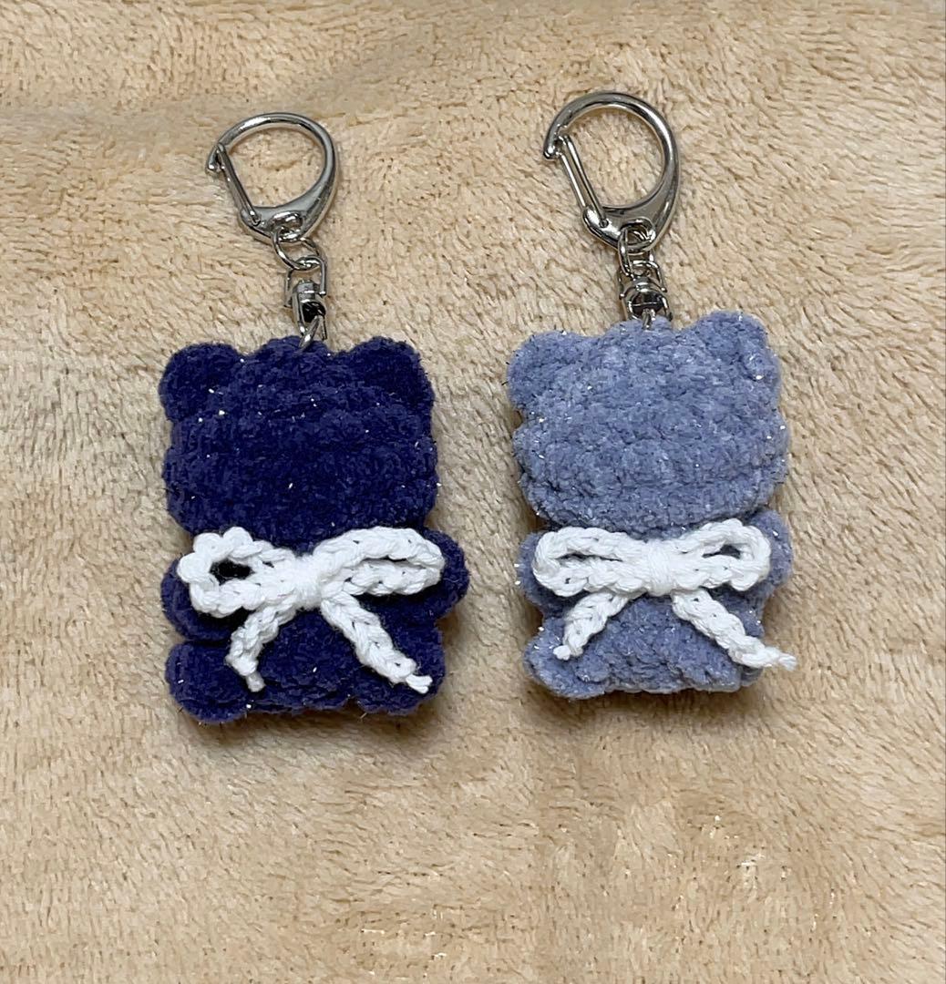 あみぐるみ クマのキーホルダー2個セット ハンドメイド - メルカリ