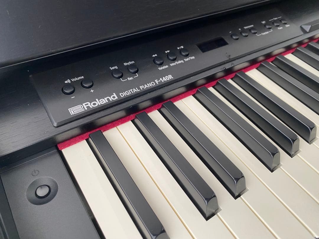 Roland 電子ピアノ【F-140R / F-140】スタイリッシュタイプ！ - メルカリ
