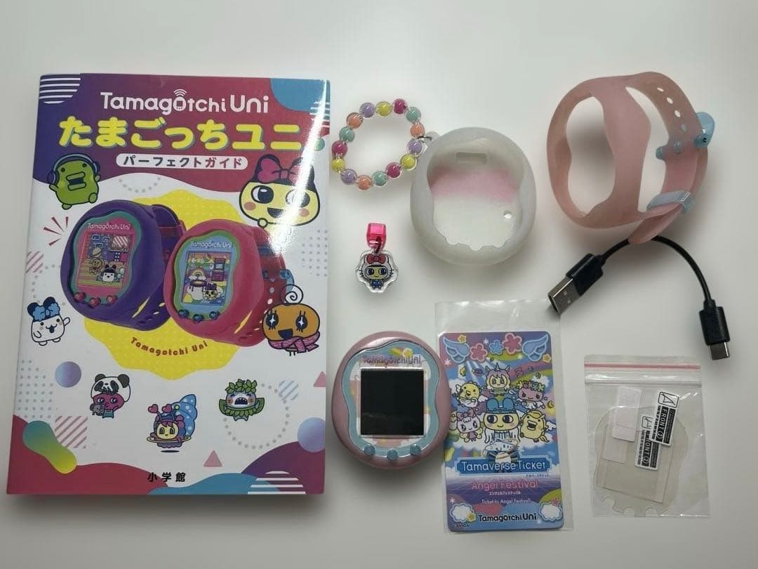 Tamagotchi Uni 本体と付属品一式 NEW] Tamagotchi Uni (Japanese Package) -No Prize Bandai Japan [JUL