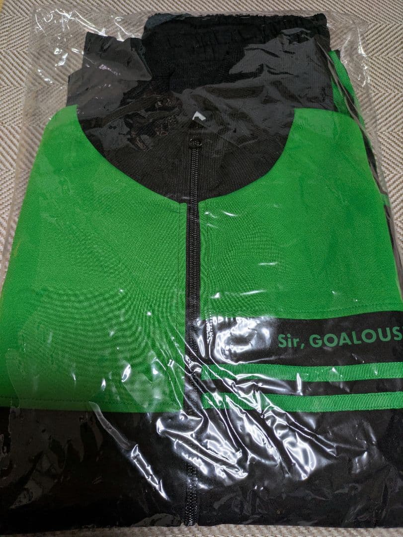 GOALOUS5　グリーン　ジャージ Full Zip ECO Waterproof Dry Changing Robe - Kids - Green (age 1 to
