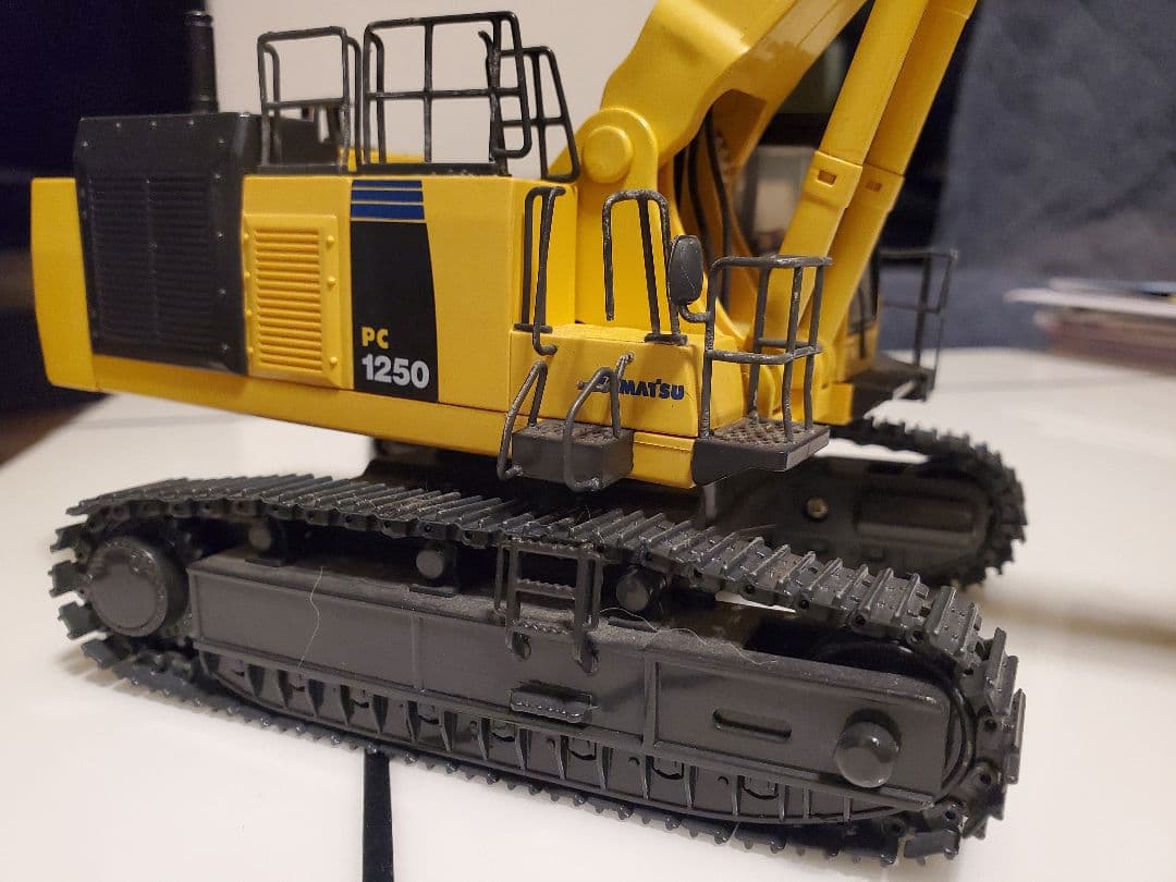 パワーショベル ユンボラジコン コマツPC1250-8 ジャンク修理して