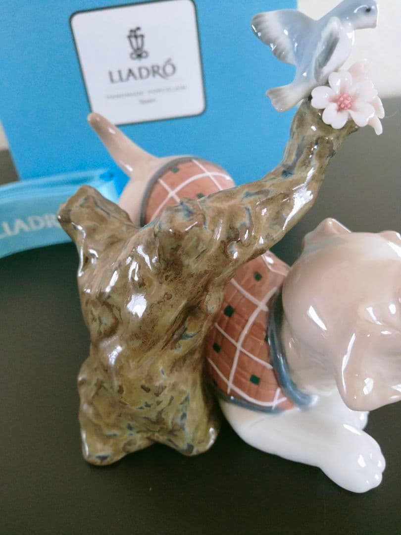 最終値下げ】新品 リヤドロ「blossoms for the puppy」 - メルカリ