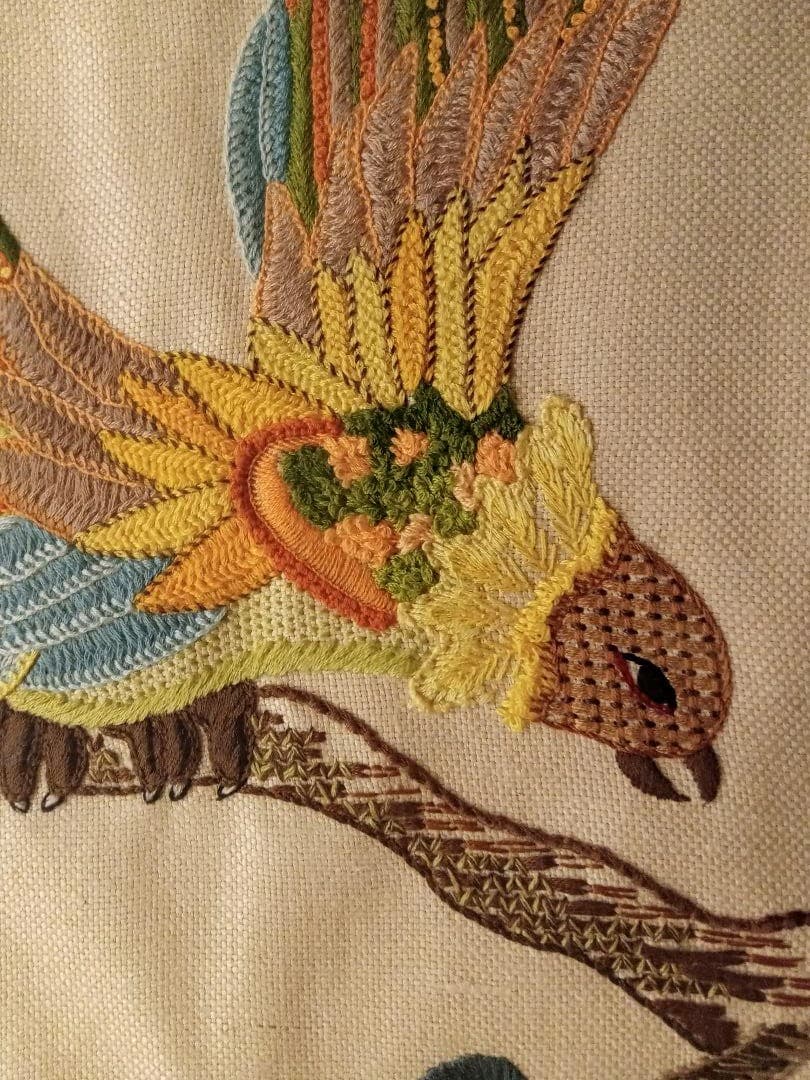 戸塚刺繍による作品「鳥」・額縁付 - メルカリ